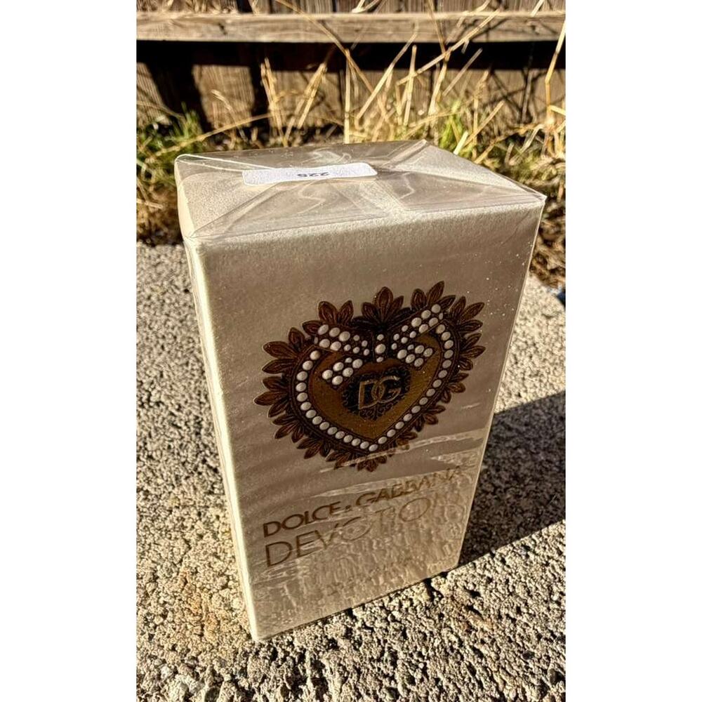 Dolce & Gabbana Devotion Eau de Parfum 30ml 1 Fl. oz - Picture 3 of 4